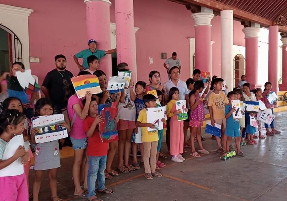 Clausura del taller de pintura impartido por maestros del Taller Rufino Tamayo.